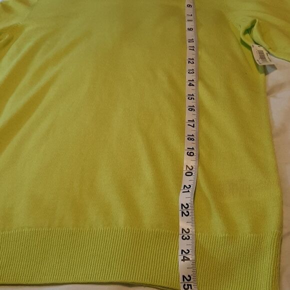 Amazon essential lime green sweater NWT Size S - Picture 9 of 10